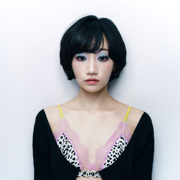 限定商品・コラボアイテム販売