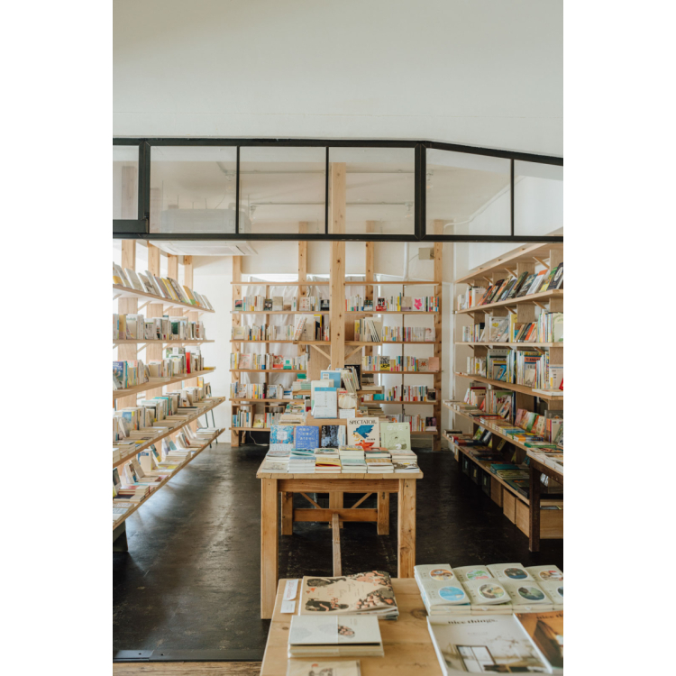 ユニークな出版社・書店の本が勢揃い！
