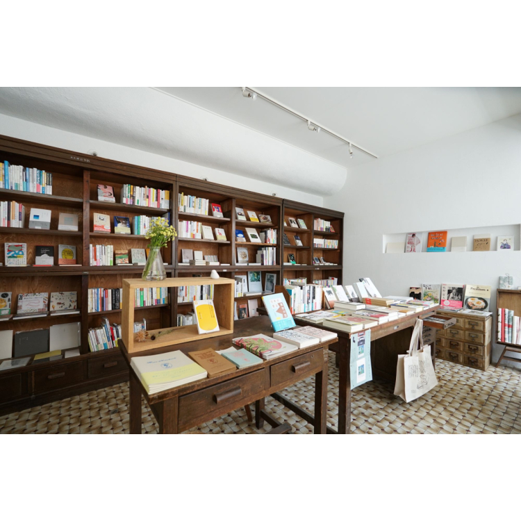 ユニークな出版社・書店の本が勢揃い！